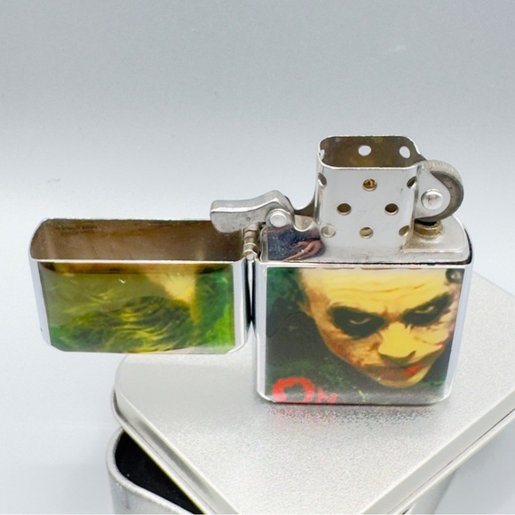 The Dark Knight Joker Metal Flip Lighter with Tin Case – No Fluid, Collectible - Picture 2 of 6